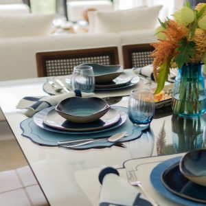 Dining & Tableware